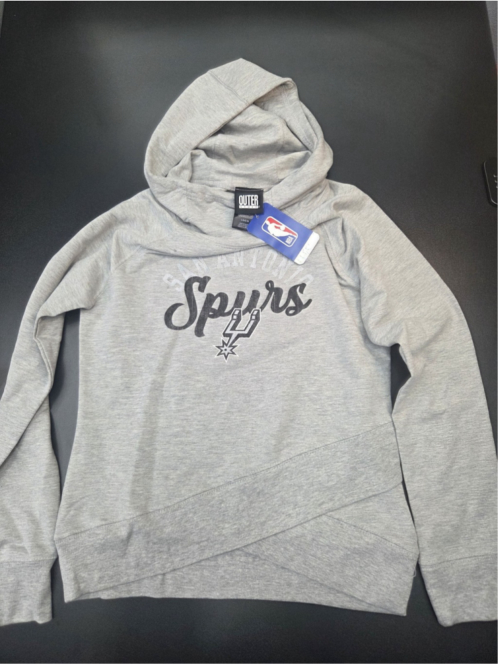 San Antonio Spurs Women’s Large OuterStuff Crossover Hoodie Gray NWT #1555